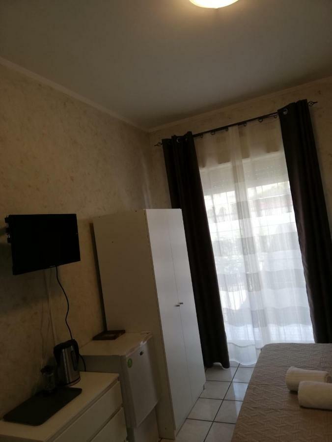 B & B Amici Dell'Etna ニコロージ エクステリア 写真