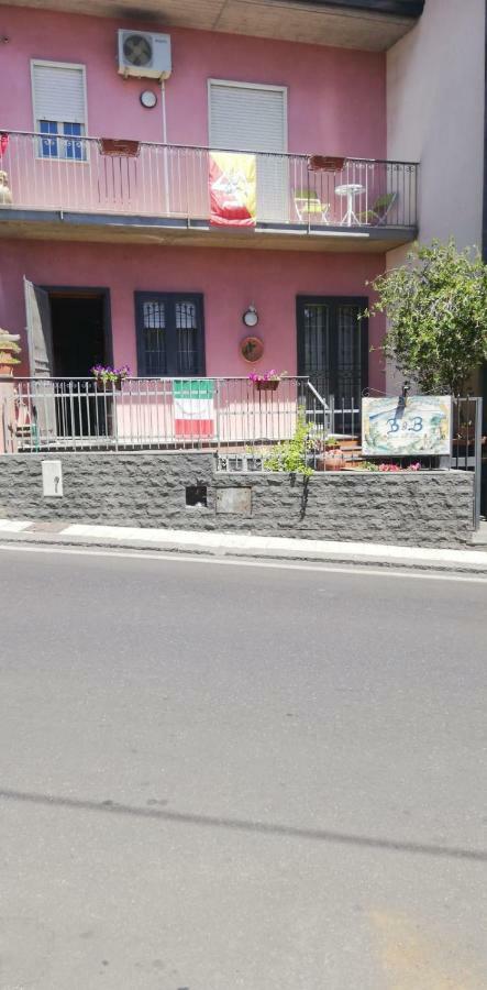 B & B Amici Dell'Etna ニコロージ エクステリア 写真